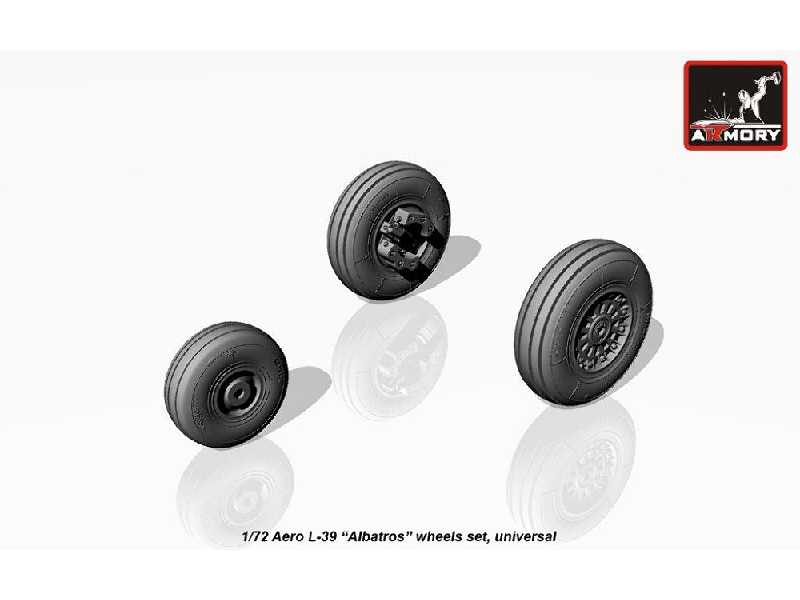 Aero L-39 Albatros Wheels - zdjęcie 1 Aero L-39 Albatros Wheels - zdjęcie 1