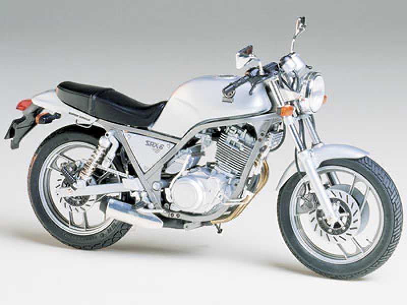 Yamaha SRX-6 - zdjęcie 1 Yamaha SRX-6 - zdjęcie 1