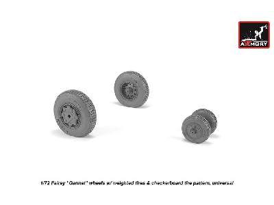 Fairey Gannet Late Type Wheels W/ Weighted Tires Of Checkerboard Tire Pattern - zdjęcie 1