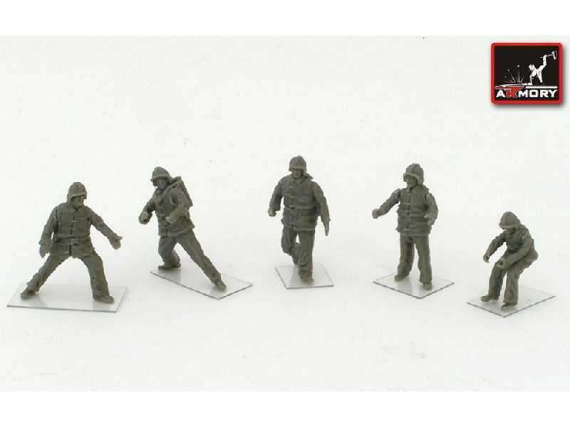 Soviet/Russian Airfield Firefighters (Modern) - zdjęcie 1 Soviet/Russian Airfield Firefighters (Modern) - zdjęcie 1