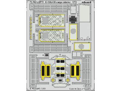 C-130J-30 cargo interior 1/72 - Zvezda - zdjęcie 1