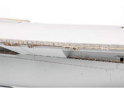 USS Intrepid CV-11 PART I 1/350 - Trumpeter - zdjęcie 16