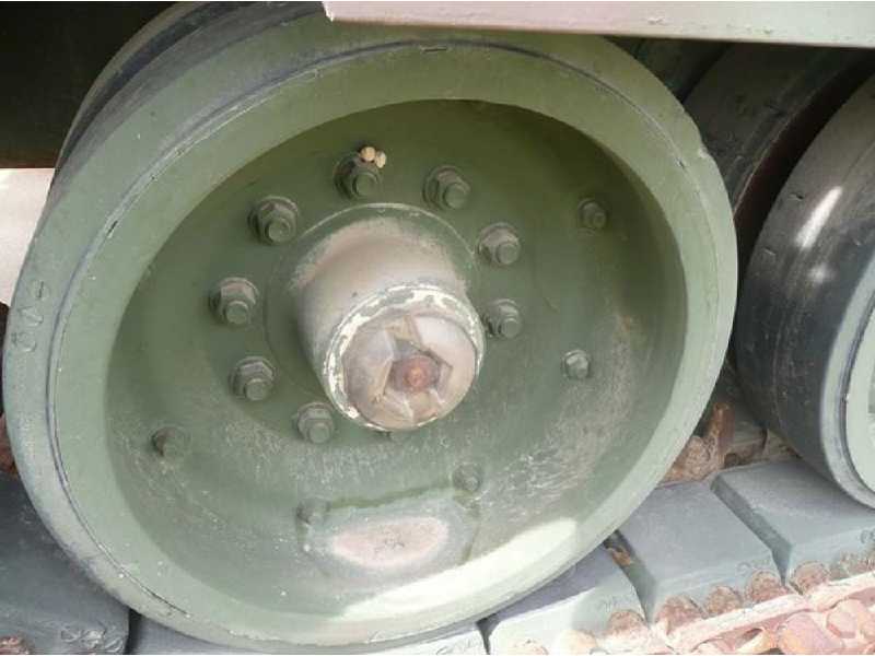 M1 Abrams Road Wheels - zdjęcie 1