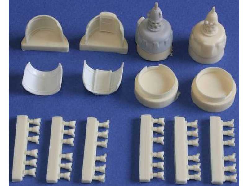 B-26K Invader engine set - zdjęcie 1 B-26K Invader engine set - zdjęcie 1
