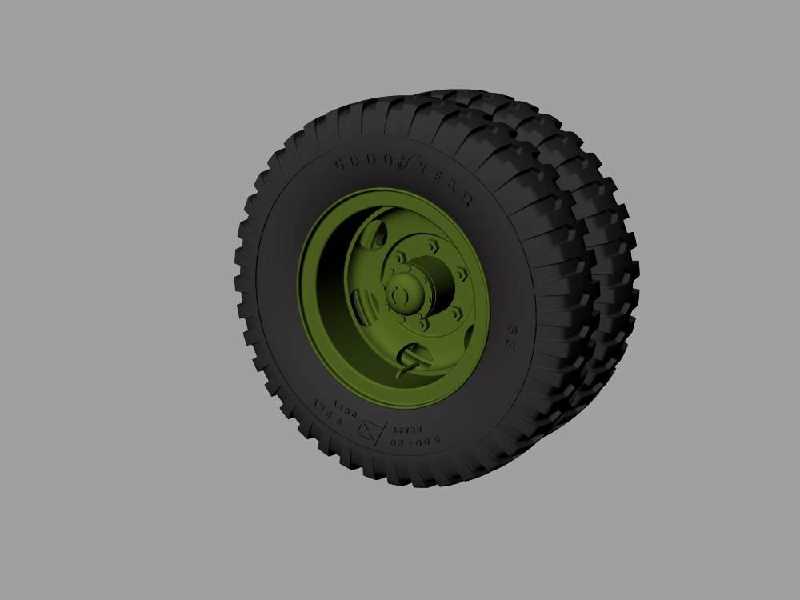 M35&m109 Trucks Road Wheels (Goodyear) - zdjęcie 1 M35&m109 Trucks Road Wheels (Goodyear) - zdjęcie 1