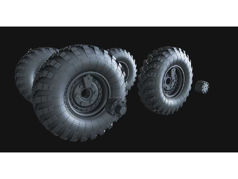 Zil-157&btr-152 Road Wheels - zdjęcie 1 Zil-157&btr-152 Road Wheels - zdjęcie 1