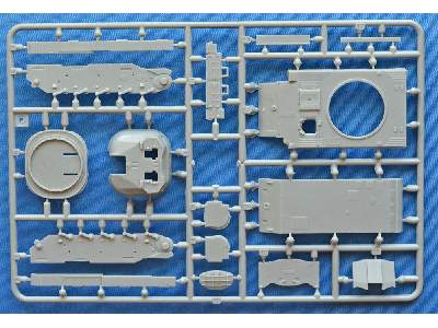 AMX-13 DCA twin 30mm samobieżny artyleryjski zestaw przeciwlotniczy - zdjęcie 3