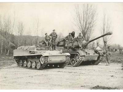 AMX VTT francuski transporter opancerzony - zdjęcie 19