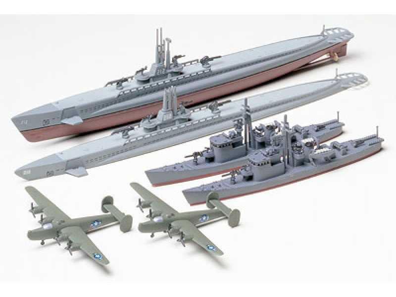 U.S. Submarine Gato Class & Japanese Submarine Chaser No.13 - zdjęcie 1 U.S. Submarine Gato Class & Japanese Submarine Chaser No.13 - zdjęcie 1