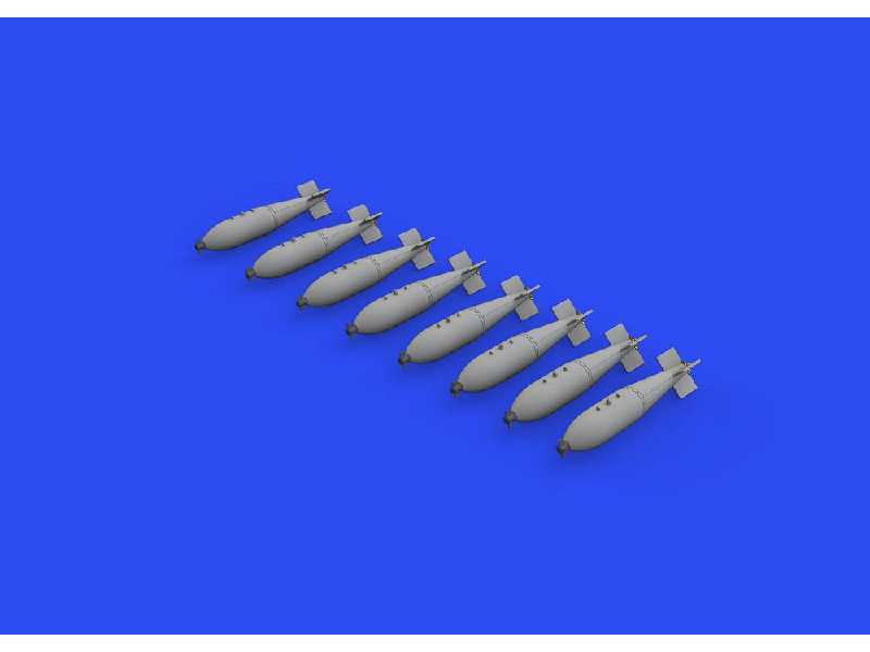 British 1000lb free fall bombs 1/72 - zdjęcie 1 British 1000lb free fall bombs 1/72 - zdjęcie 1