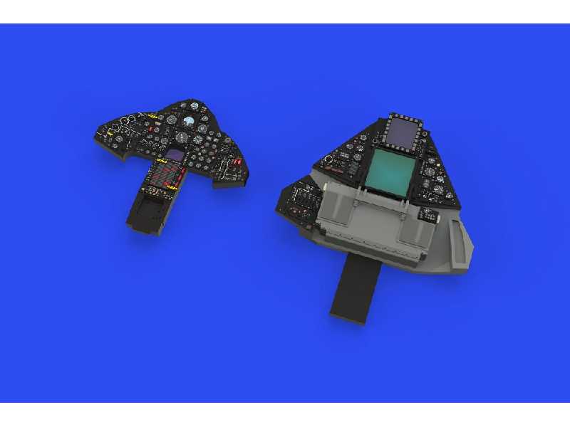 SR-71A LööK 1/48 - REVELL - zdjęcie 1 SR-71A LööK 1/48 - REVELL - zdjęcie 1