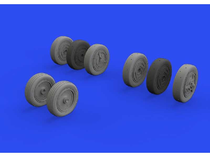 SR-71A wheels 1/48 - REVELL - zdjęcie 1 SR-71A wheels 1/48 - REVELL - zdjęcie 1