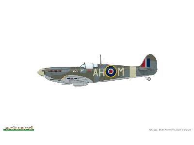 Spitfire Mk. Vb late 1/48 - zdjęcie 15