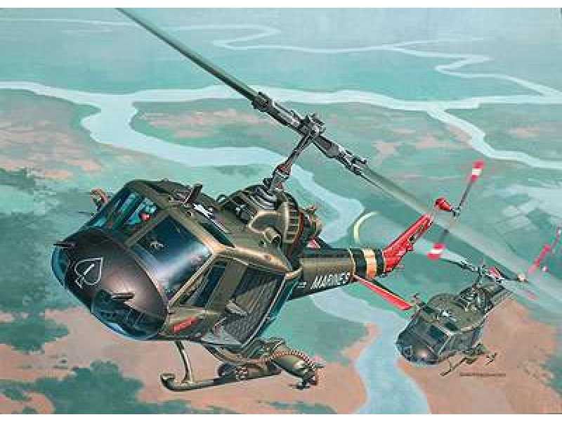 Bell UH-1 "Huey Hog" - zdjęcie 1 Bell UH-1 "Huey Hog" - zdjęcie 1