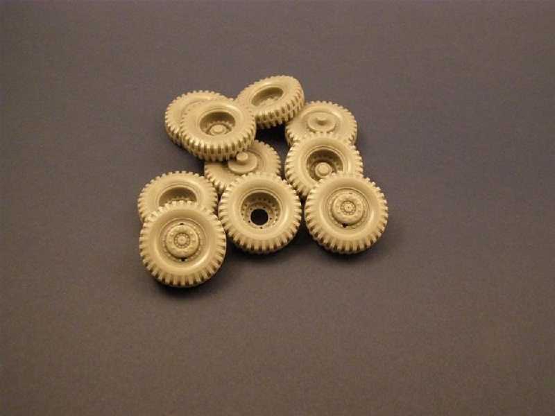 Road Wheels For M26 Dragon Wagon - zdjęcie 1 Road Wheels For M26 Dragon Wagon - zdjęcie 1