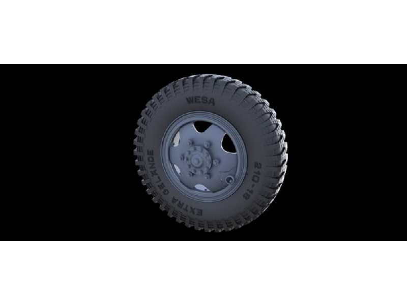 Sd.Kfz 232 Road Wheels (Late Pattern) - zdjęcie 1 Sd.Kfz 232 Road Wheels (Late Pattern) - zdjęcie 1