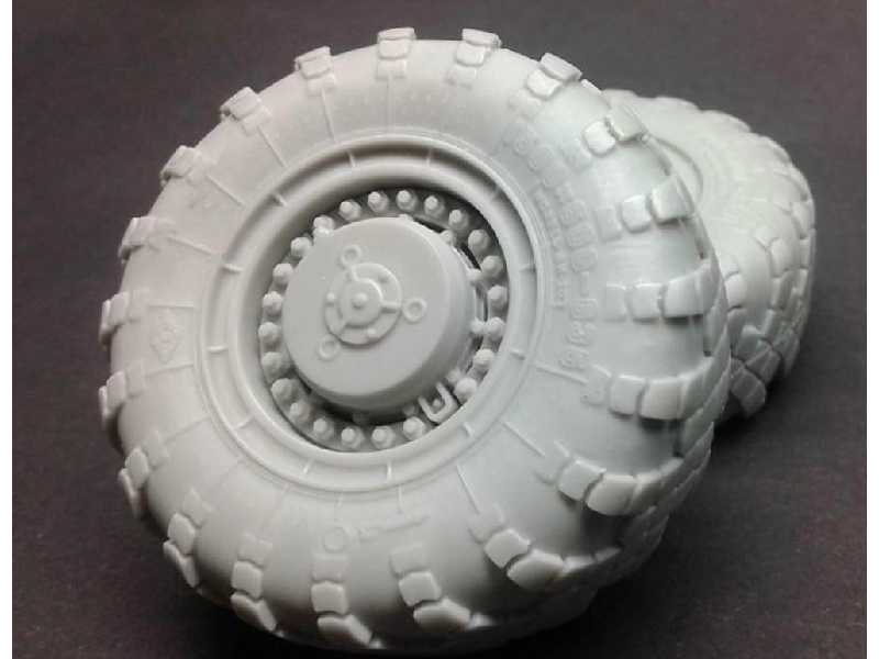 Maz-543 Road Wheels - zdjęcie 1 Maz-543 Road Wheels - zdjęcie 1