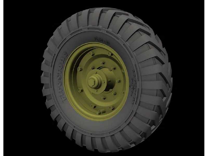 Fordson Wot 6 Road Wheels (Dunlop) - zdjęcie 1 Fordson Wot 6 Road Wheels (Dunlop) - zdjęcie 1