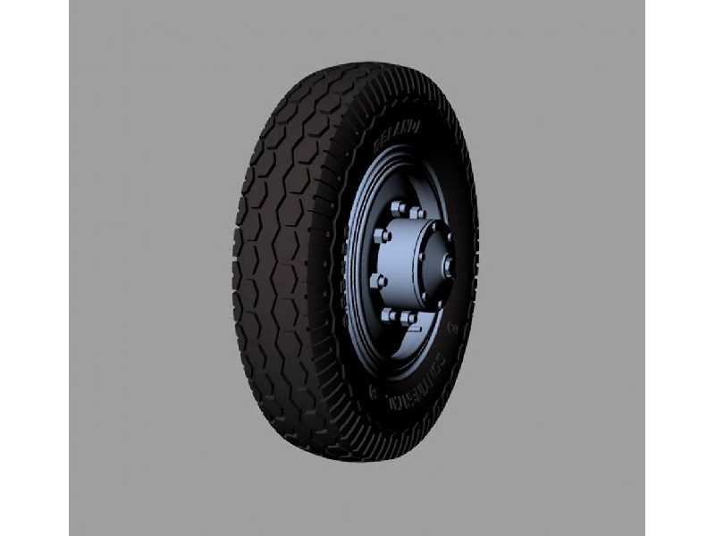 M35 Adgz Daimler Road Wheels (Continental Gelande) - zdjęcie 1 M35 Adgz Daimler Road Wheels (Continental Gelande) - zdjęcie 1