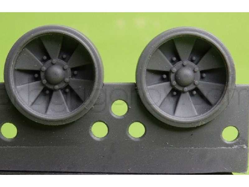 Wheels For T-90 Late - zdjęcie 1 Wheels For T-90 Late - zdjęcie 1