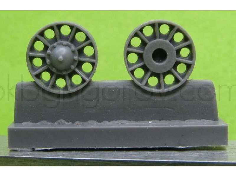 Idler Wheel For T-34 Mod.1942-45 (6 Per Set) - zdjęcie 1 Idler Wheel For T-34 Mod.1942-45 (6 Per Set) - zdjęcie 1