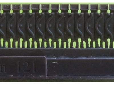 Tracks For M4 Family, T62 With Extended End Connectors Type 1 - zdjęcie 1