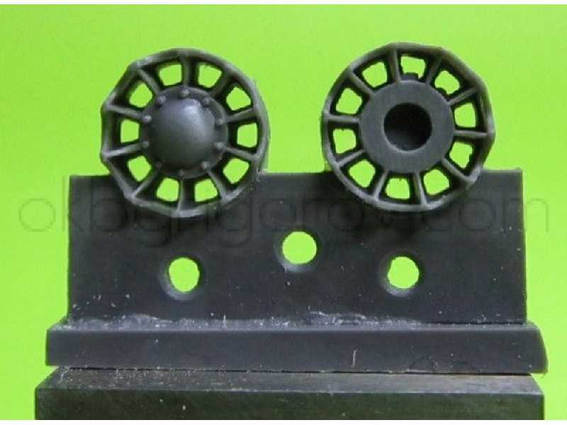 Idler Wheel For T-54/55/62 (10 Per Set) - zdjęcie 1 Idler Wheel For T-54/55/62 (10 Per Set) - zdjęcie 1