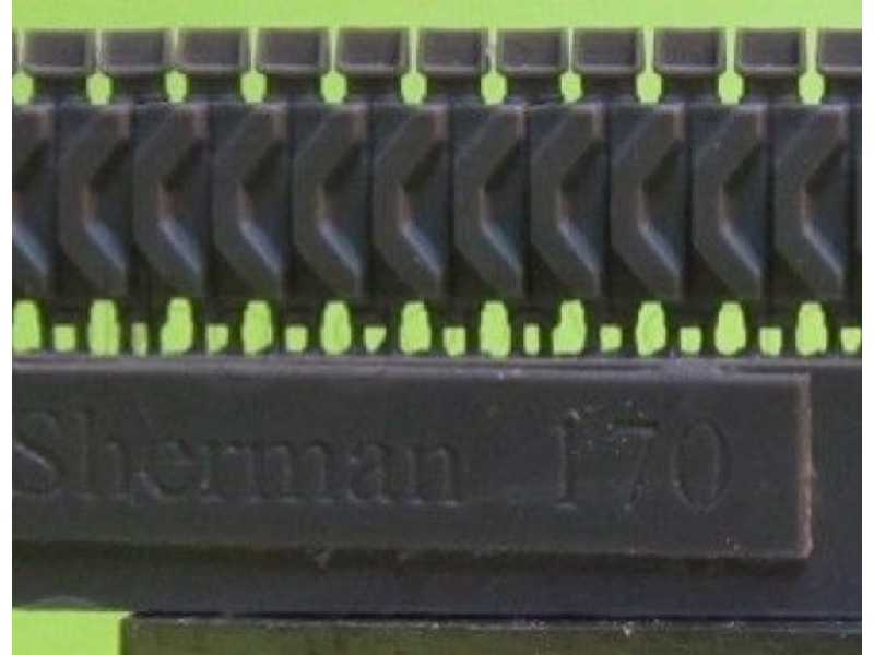 Tracks For M4 Family, T48 With Extended End Connectors Type 1 - zdjęcie 1 Tracks For M4 Family, T48 With Extended End Connectors Type 1 - zdjęcie 1