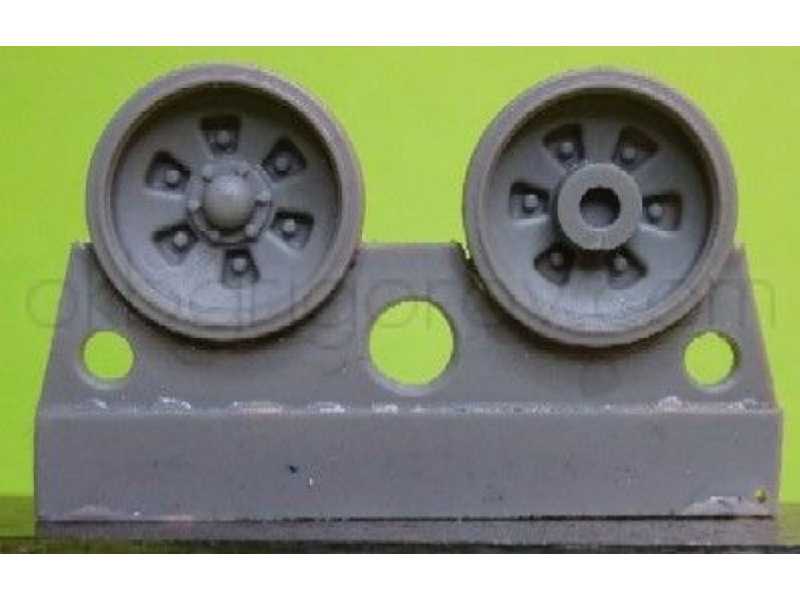 Wheels For T-72 Late / T-90 Early - zdjęcie 1 Wheels For T-72 Late / T-90 Early - zdjęcie 1