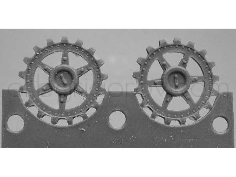 Sprockets For Pz.V Panther, 17 Tooth Type 2 (8 Per Set) - zdjęcie 1 Sprockets For Pz.V Panther, 17 Tooth Type 2 (8 Per Set) - zdjęcie 1