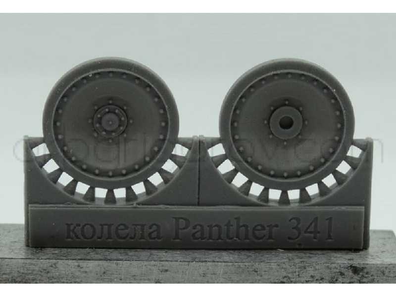 Wheels For Pz.V Panther, With 24 Bolts - zdjęcie 1 Wheels For Pz.V Panther, With 24 Bolts - zdjęcie 1