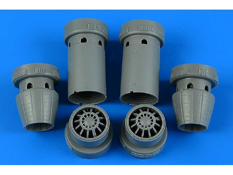 F/A-18E/F Super Hornet exhaust nozzles - opened - zdjęcie 1 F/A-18E/F Super Hornet exhaust nozzles - opened - zdjęcie 1