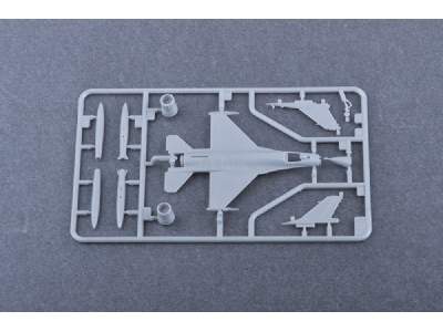 F-16a/c Fighting Falcon Block15/30/32 - zdjęcie 6