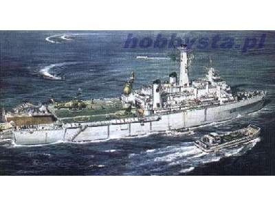 HMS Fearless - zdjęcie 1