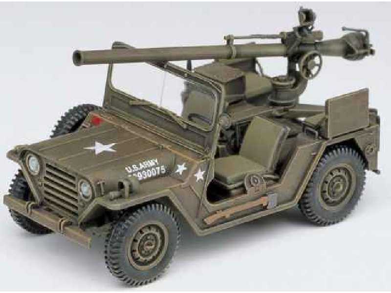 M-151A1 z działkiem bezodrzutowym - zdjęcie 1 M-151A1 z działkiem bezodrzutowym - zdjęcie 1