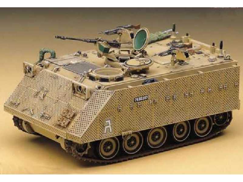 IDF M-113 W/EXTRA ARMOR - Izrael - zdjęcie 1 IDF M-113 W/EXTRA ARMOR - Izrael - zdjęcie 1