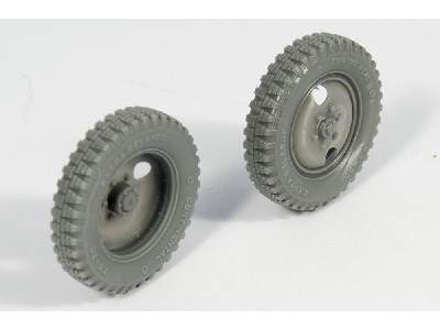 Mercedes 1500 Early 2 Holes Road Wheels (Gelande Pattern) - zdjęcie 2