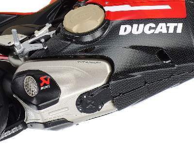 Ducati Superleggera V4 - zdjęcie 12