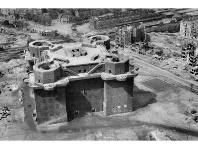 Flakturm IV wieża G dział obrony przeciwlotniczej - Heiligengeistfeld - zdjęcie 2