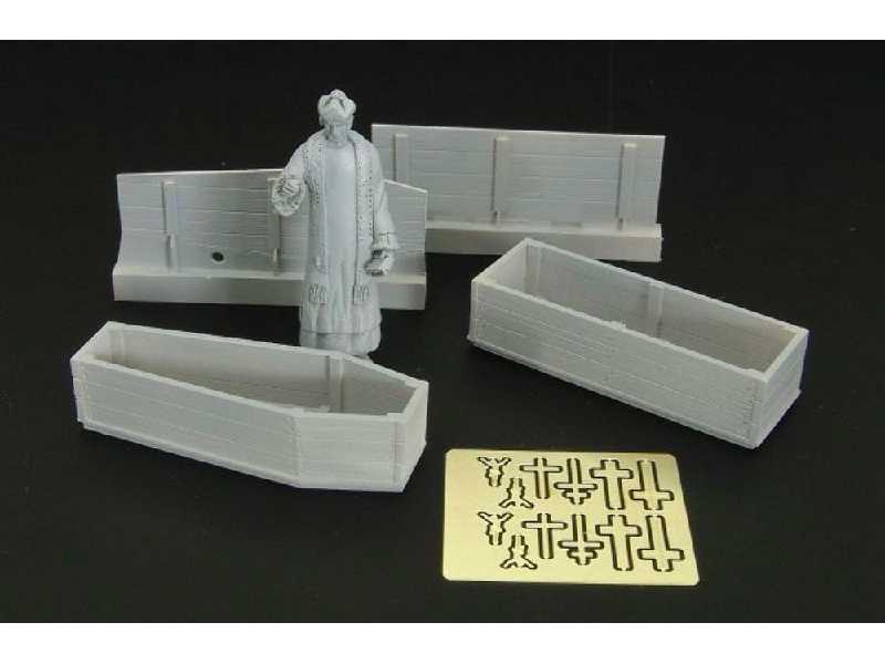 Priest W-coffins - zdjęcie 1 Priest W-coffins - zdjęcie 1