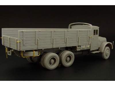 Tatra 111 Einheitsfahrerhaus - zdjęcie 2