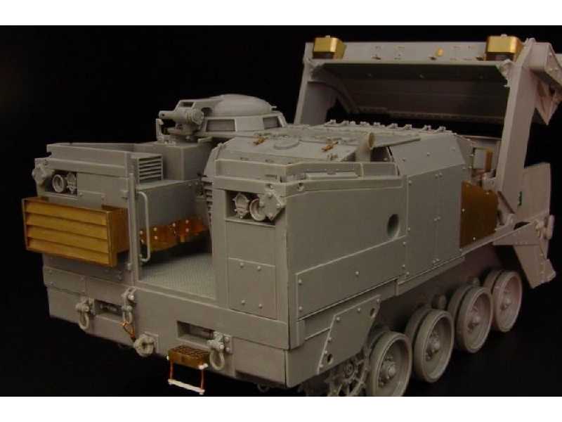 M-9 Ace - zdjęcie 1 M-9 Ace - zdjęcie 1
