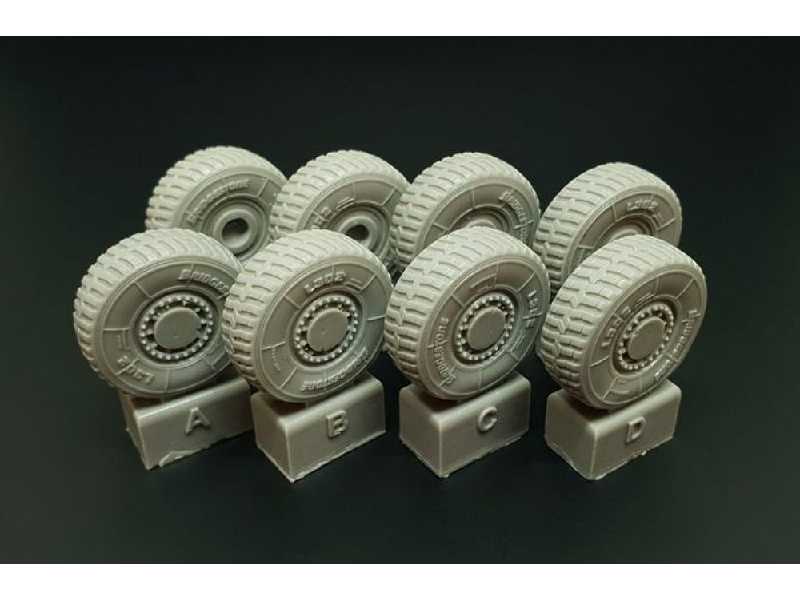 Jgsdf Type 16 Wheels - zdjęcie 1 Jgsdf Type 16 Wheels - zdjęcie 1