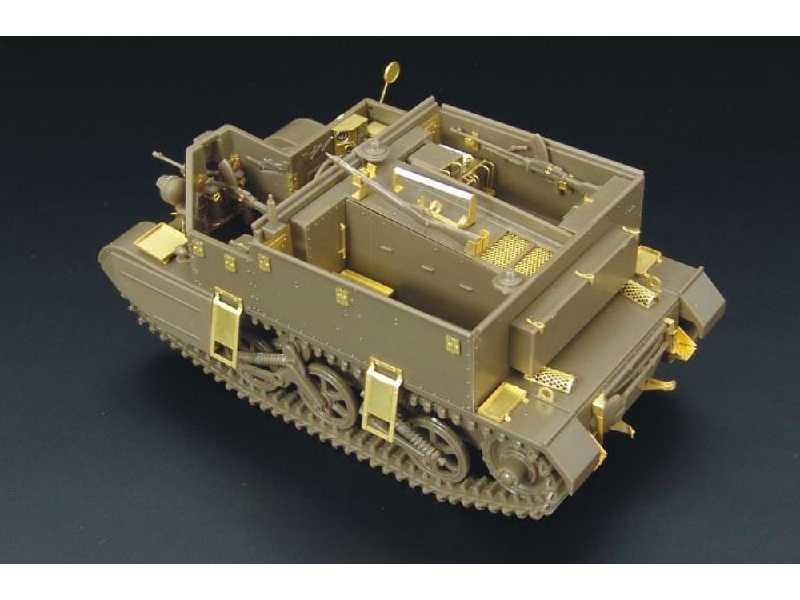 British Universal Carrier Mk Ii - zdjęcie 1 British Universal Carrier Mk Ii - zdjęcie 1