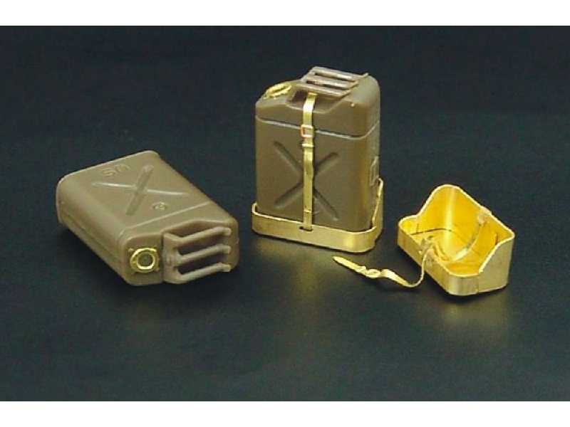 U S Jerry Cans - zdjęcie 1 U S Jerry Cans - zdjęcie 1