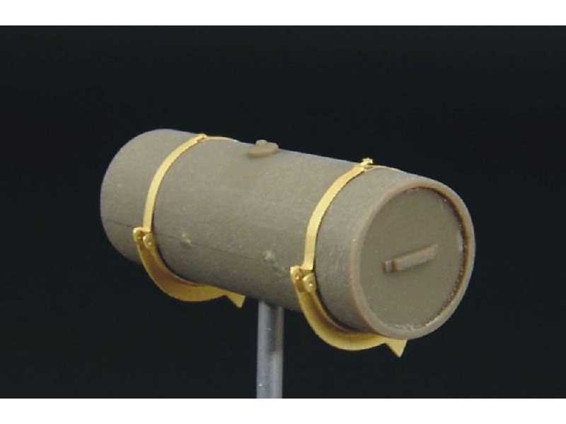 Holders For Su-122&t-34 Fuel Tanks - zdjęcie 1 Holders For Su-122&t-34 Fuel Tanks - zdjęcie 1