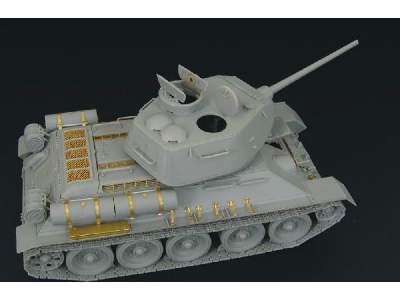 T-34-85 1944 Angle-jointed Turret - zdjęcie 2