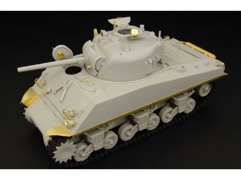 M4a3 Sherman - zdjęcie 1 M4a3 Sherman - zdjęcie 1