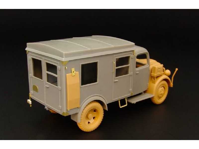 Kfz 31 Steyr 1500 Sanitätswagen - zdjęcie 1 Kfz 31 Steyr 1500 Sanitätswagen - zdjęcie 1