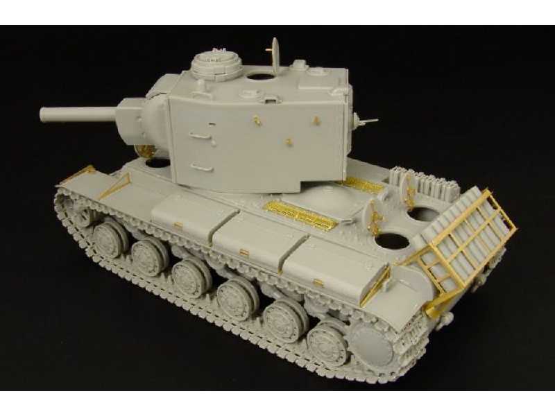Pz Kpfw 754 R Kv-2 - zdjęcie 1 Pz Kpfw 754 R Kv-2 - zdjęcie 1
